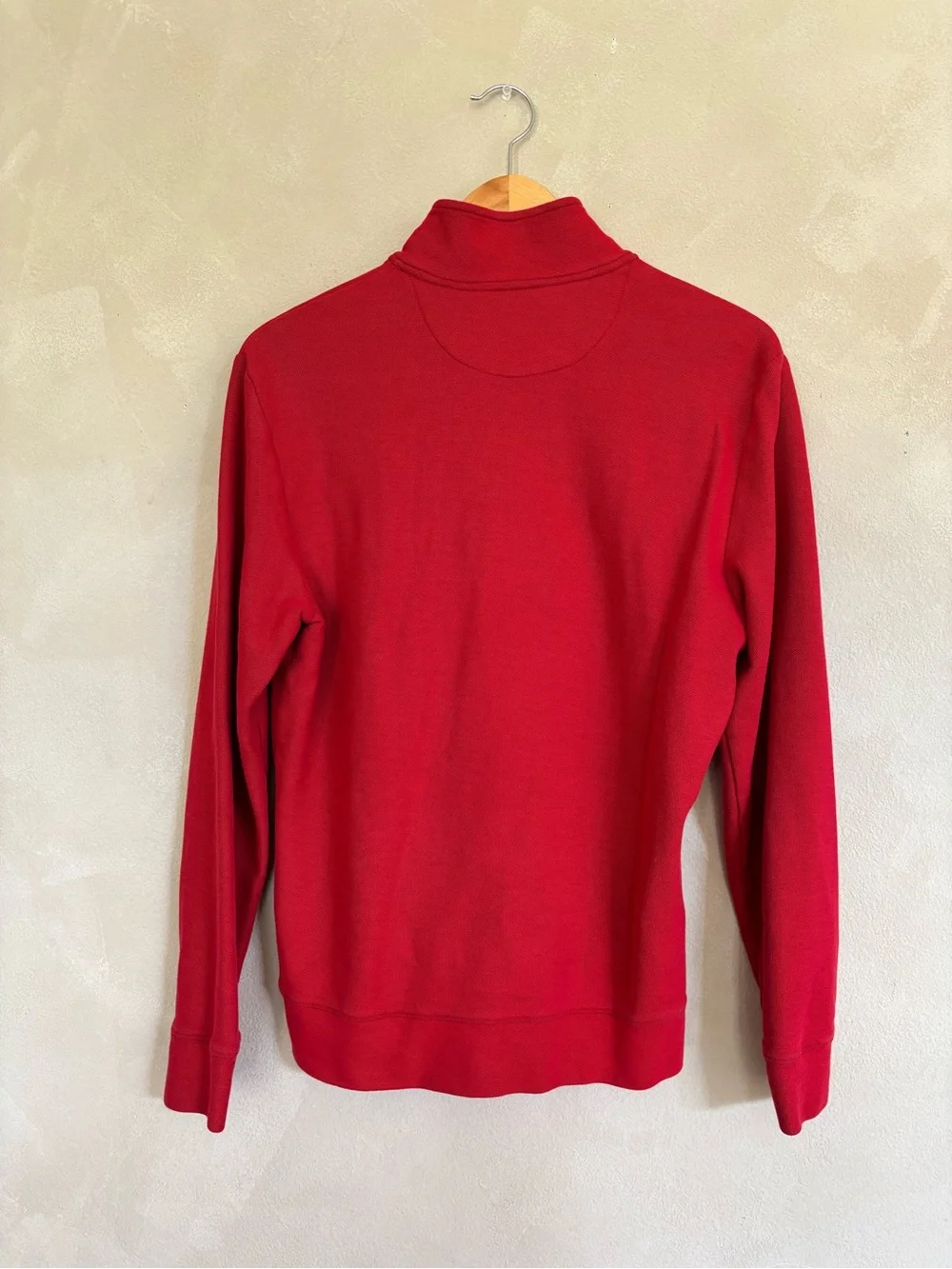 Vineyard Vines solid red pullover - Picture 2 of 3
